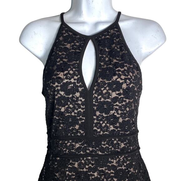 Night Way Black Strech Lace Halter Cocktail Dress Sz 4 - Picture 2 of 8